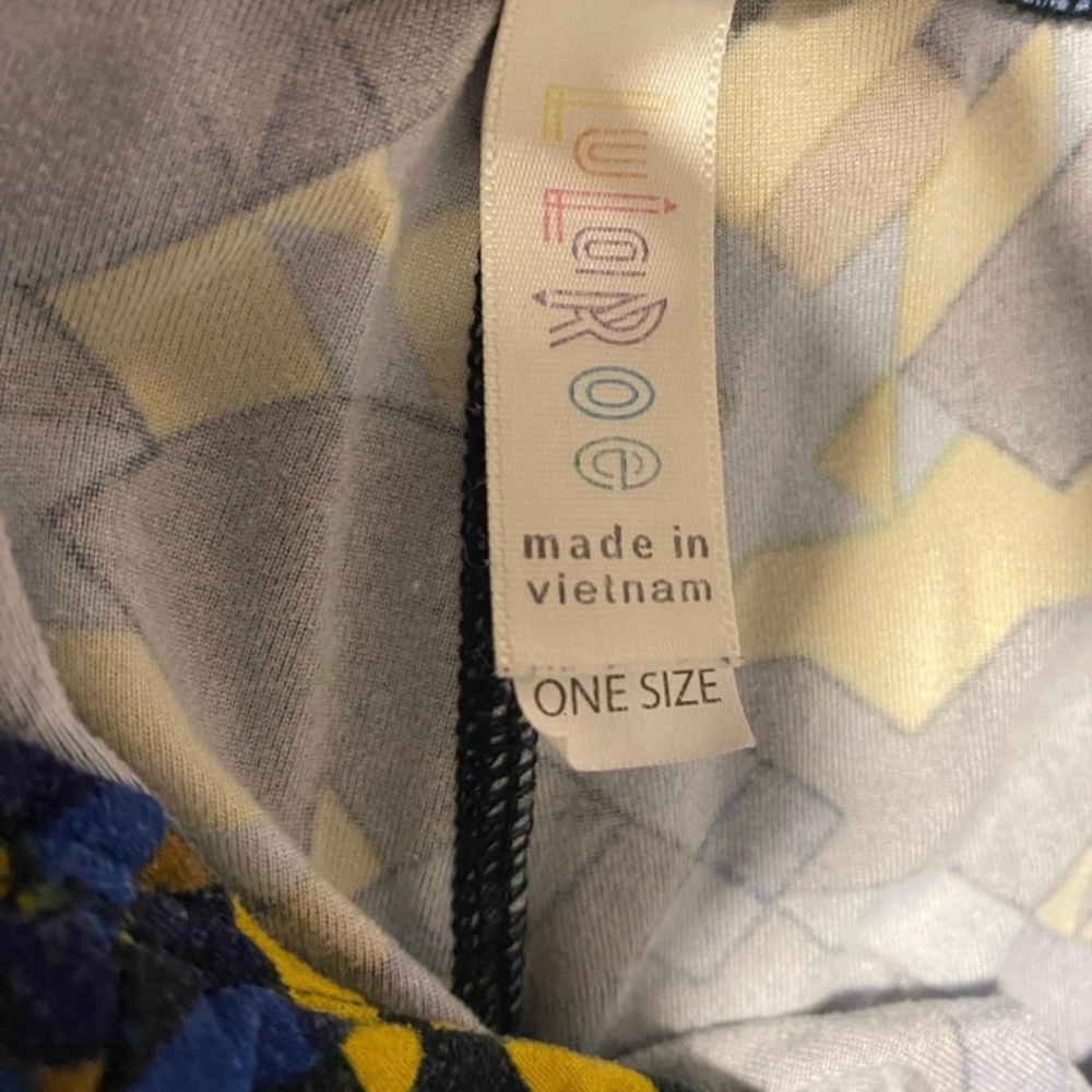 LuLaRue leggings - Picture 2 of 2